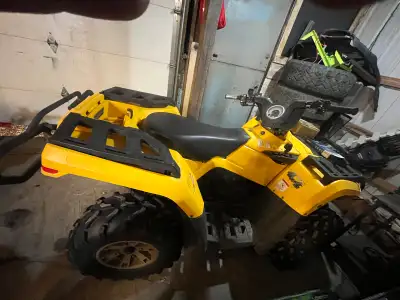 2005 can am outlander bunch of new parts wheel bearings, new shock, new belt etc starts and runs goo...