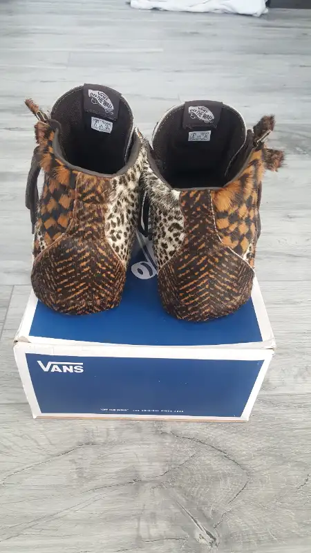 Men's Vans Vault Sk8-Hi Animal Pack shoes in Men's Shoes in Kitchener / Waterloo - Image 5