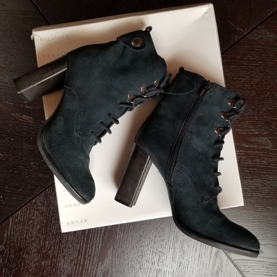 Women's Elegant Suede Petrol Geox Respira Boots, size 8, new, View more