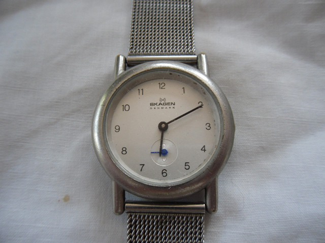 stainless steel Skagen watch - for parts or repair in Jewellery & Watches in City of Halifax - Image 3
