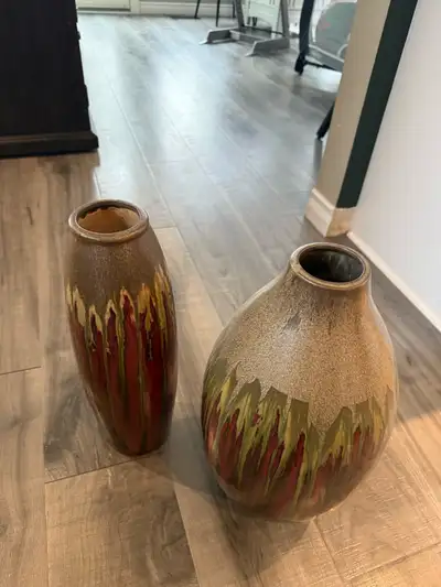 Set of decorative Vases, View more