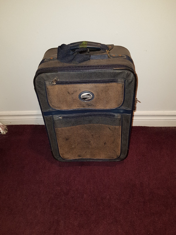 Valises de voyage / Travel suitcases in Other in Longueuil / South Shore - Image 4