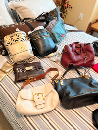 Assorted handbags