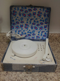 Vintage record player briefcase