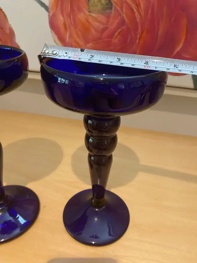 Cobalt blue glass candle holders in Home Décor & Accents in Edmonton - Image 4