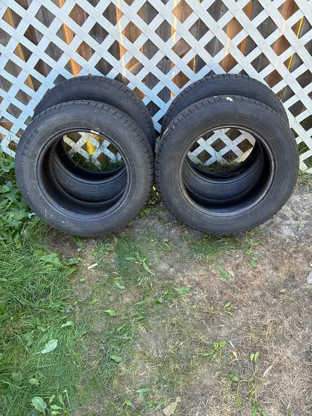 Nokian Winter Tires, good condition. Size 205/60 R15 in Tires & Rims in Sudbury - Image 2