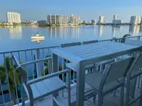 Vue Panoramique! Condo à louer. Sunny Isles Beach Miami Floride