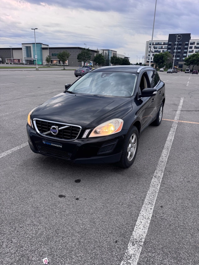2012 Volvo Xc60 awd 3.2l