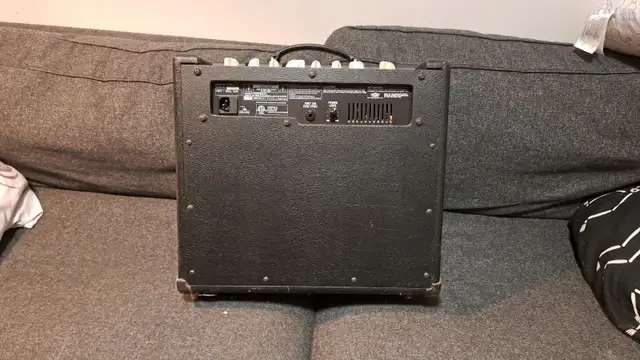 Vox VT30 Hybrid Modelling Amp in Amps & Pedals in City of Toronto - Image 3