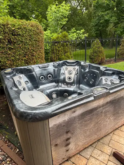 Free, as-is!! Hot tub for parts or repair. The unit has electronic issues, and underneath structure...