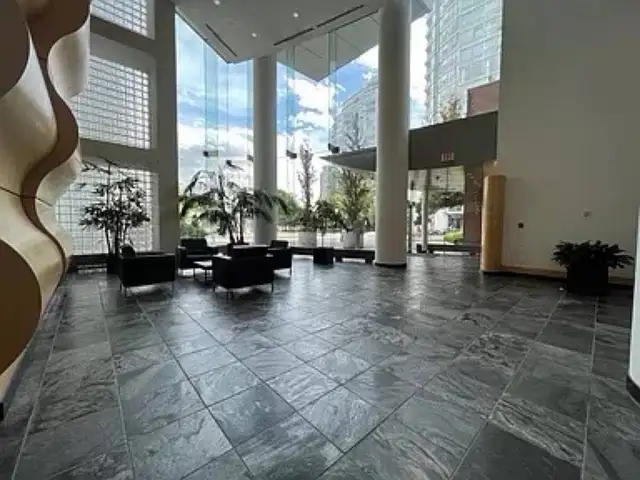 2bed/2bath- Furnished Waterfront Condo Yaletown Vancouver in British Columbia in Canada - Image 3