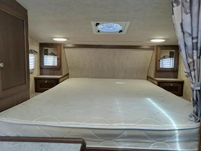 2021 Travelaire 80WS Model 1/2 ton Camper in Travel Trailers & Campers in Cowichan Valley / Duncan - Image 8