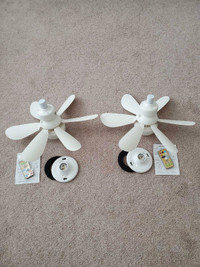 Socket Ceiling Fan w/Light and Remote
