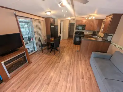 3 season Northlander Cottage for sale with sunroom and deck Cottage for sale $82,000 *no tax* with g...
