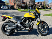 2001 Buell Blast! The perfect beginner’s bike!