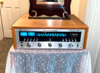 Vintage 40 WPC Marantz Stereo Receiver in Cherry 2240