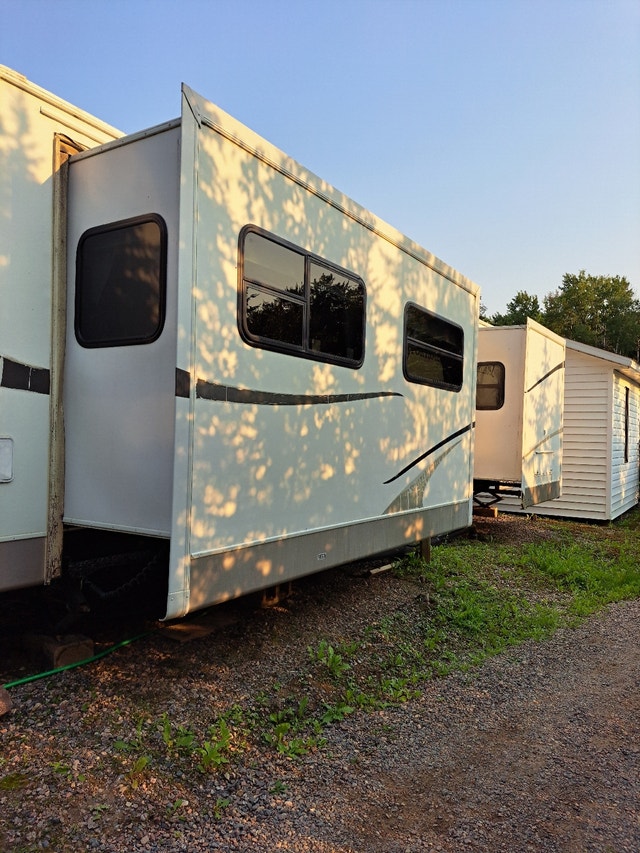 Candle Lake, Camper and Bunkhouse Travel Trailers & Campers Prince
