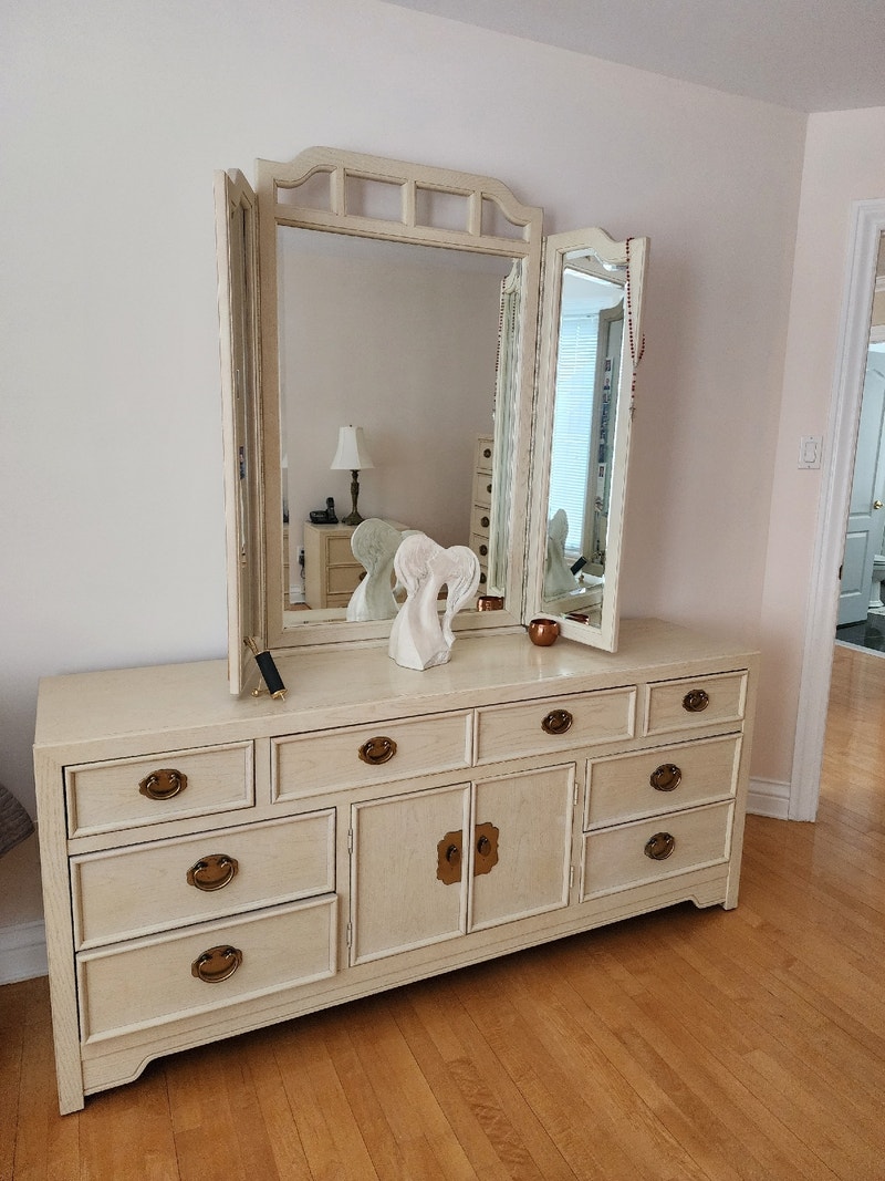 Set de chambre 5 pièce Bois Erable Commodes et armoires Laval/Rive