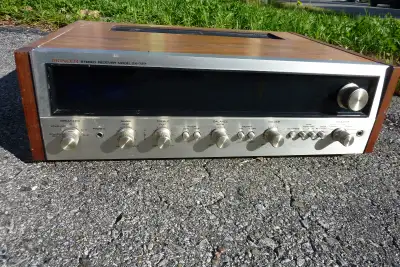 PIONEER SX-727 vintage receiver, View more