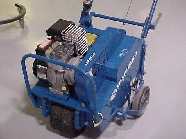Aeration, Lawn Rolling, Dethatching and Fertilizing. in Lawn, Tree Maintenance & Eavestrough in Kitchener / Waterloo - Image 4