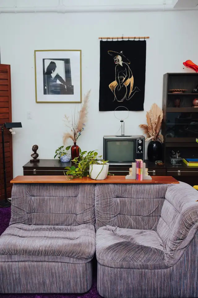 MCM Teak Floating Shelves - Set of 4 in Bookcases & Shelving Units in City of Toronto - Image 7