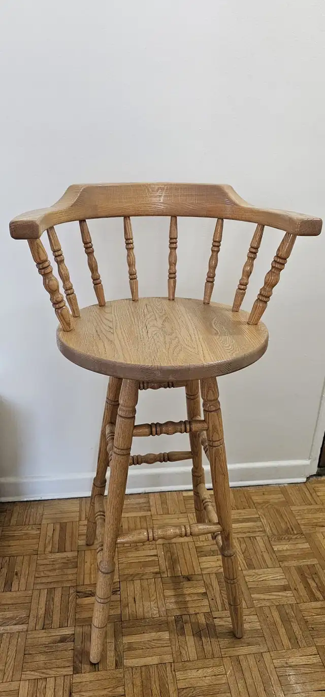 Wooden Swivel Bar Stool with Backrest in Chairs & Recliners in Markham / York Region - Image 2