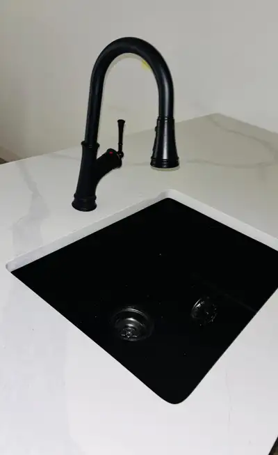 Brand new Legal basement 2 Bedroom, 1 bathroom Full Kitchen with Island Separate laudary , separate...