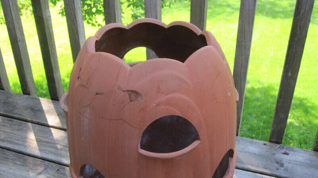 Vintage Terracotta Strawberry Pot/Assorted Clay Pots in Outdoor Décor in Markham / York Region - Image 2