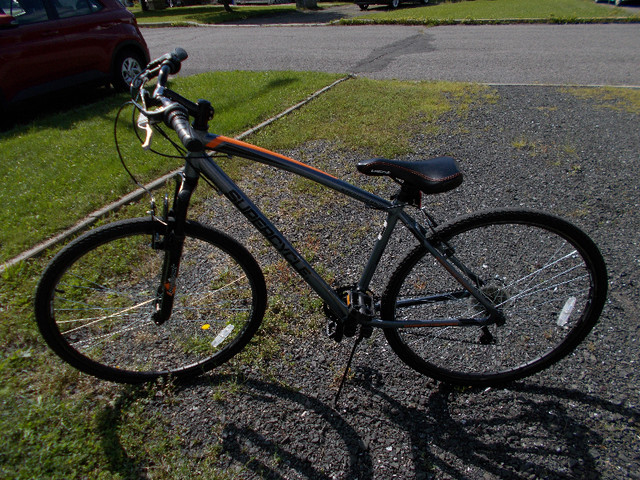 Vélo Supercycle Krossroad dans De Montagne  à Lévis