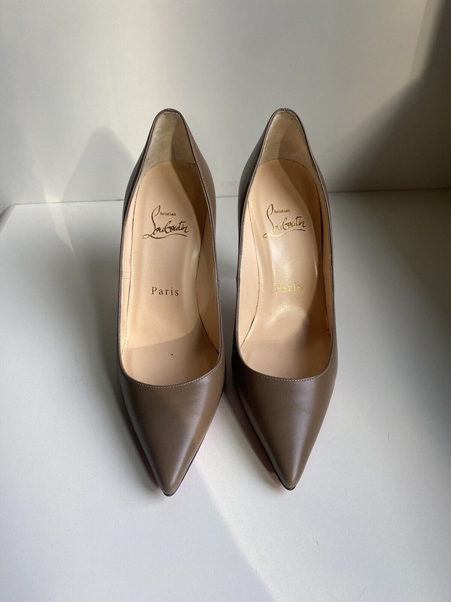 Christian Louboutin Leather Heels Sz 35 in Women's - Shoes in Markham / York Region