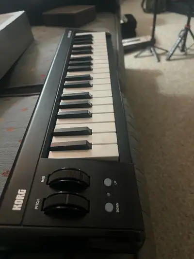 Korg microKEY Air 37 midi keyboard, View more