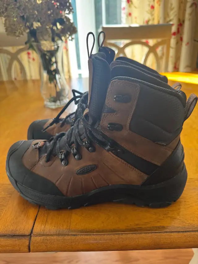 BOTTES HIVER KEEN in Men's Shoes in St-Georges-de-Beauce - Image 3