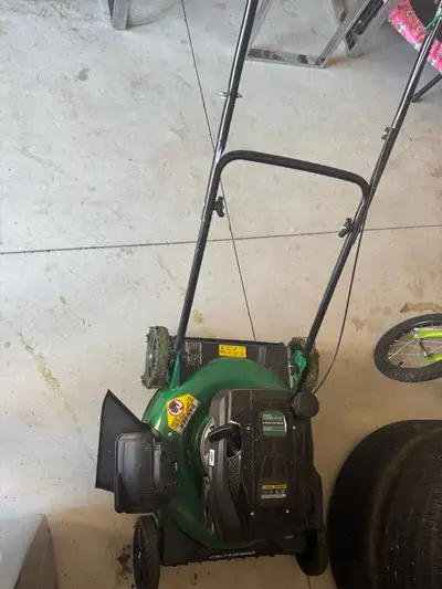 Yardworks gas lawn mower in good working condition. Reliable and starts/runs well. Recently cleaned...