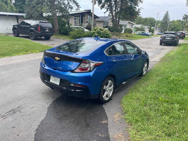 Chevy Volt — photo 3