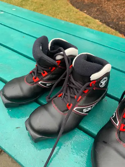 SNS Junior XC  Nordic Salomon boots 3 , View more
