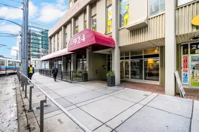 Single Room at Pentland Place Downtown Calgary