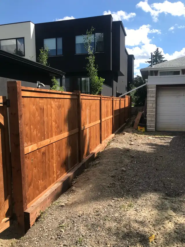 fence and deck building62864741842435122