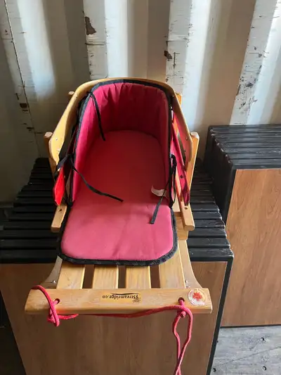 Stream Ridge pull sleigh sled toboggan with padding