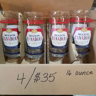 Get your hands on a set of four 16-ounce Molson Canadian beer glasses, perfect for the beer enthusia...