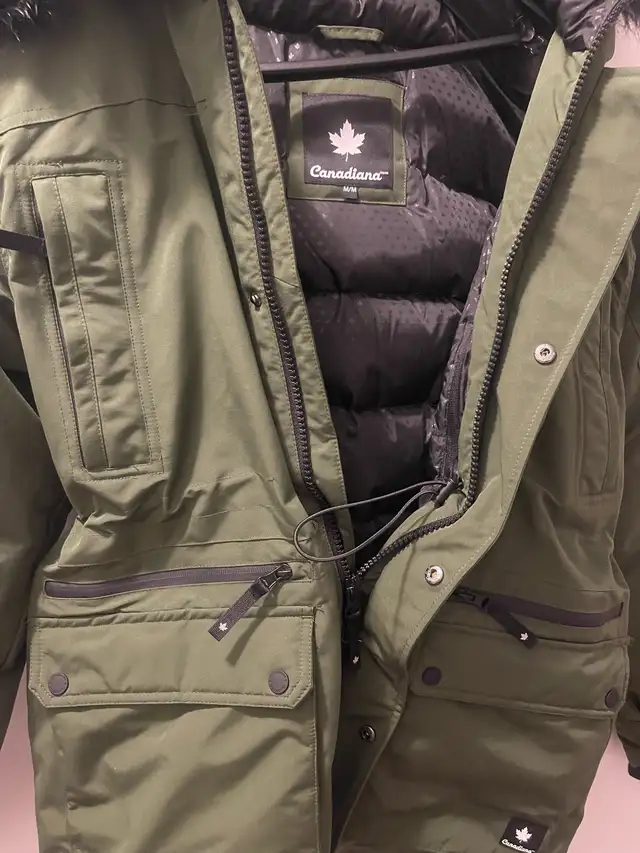 Canadiana Men's Faux Fur Trim Hooded Parka in Men's in Oshawa / Durham Region - Image 6