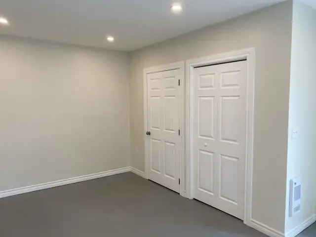 light industrial warehouse with office in Commercial & Office Space for Rent in Kawartha Lakes - Image 8