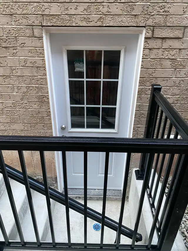 spacious and bright basement: 1+ bedroom, insuite