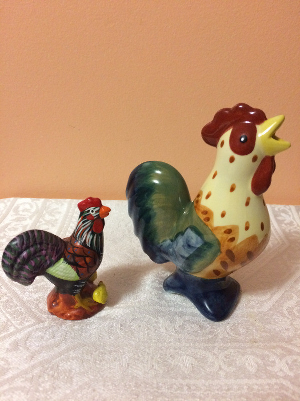 Porcelain  PFALTZGRAFF Rooster and small rooster with 2 chickens dans Art et objets de collection  à Ville de Montréal - Image 4