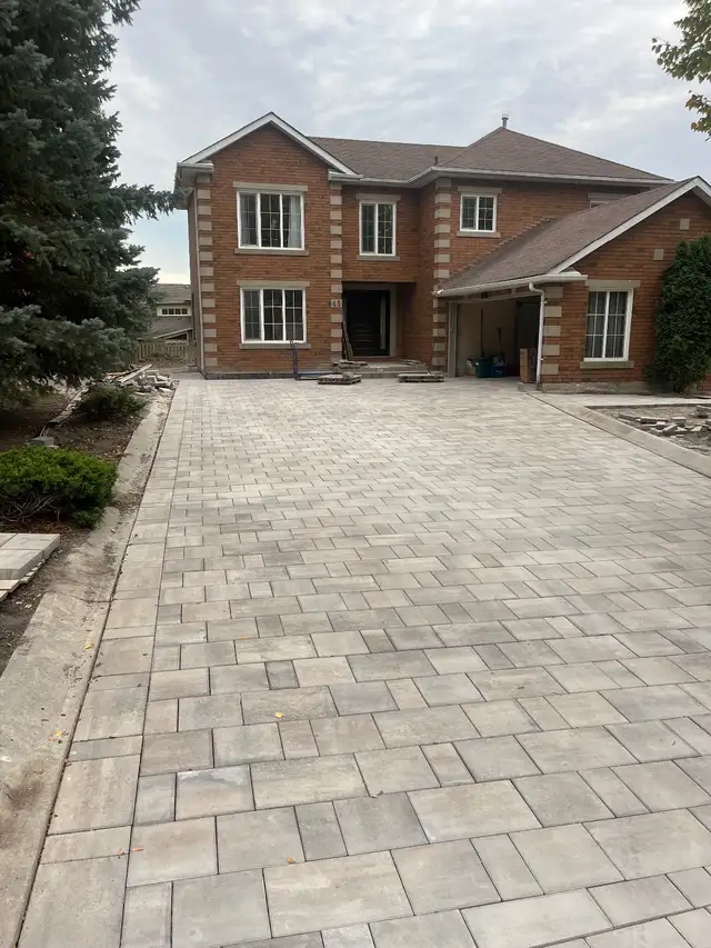 Interlock / Masonry : Repairs & New Install in Interlock, Paving & Driveways in Mississauga / Peel Region - Image 9