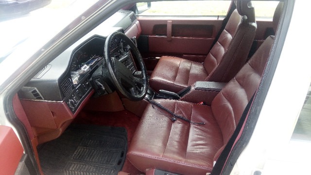 Fully Loaded 1990 Volvo 760 GLE - In Great Condition in Cars & Trucks in Oshawa / Durham Region - Image 3