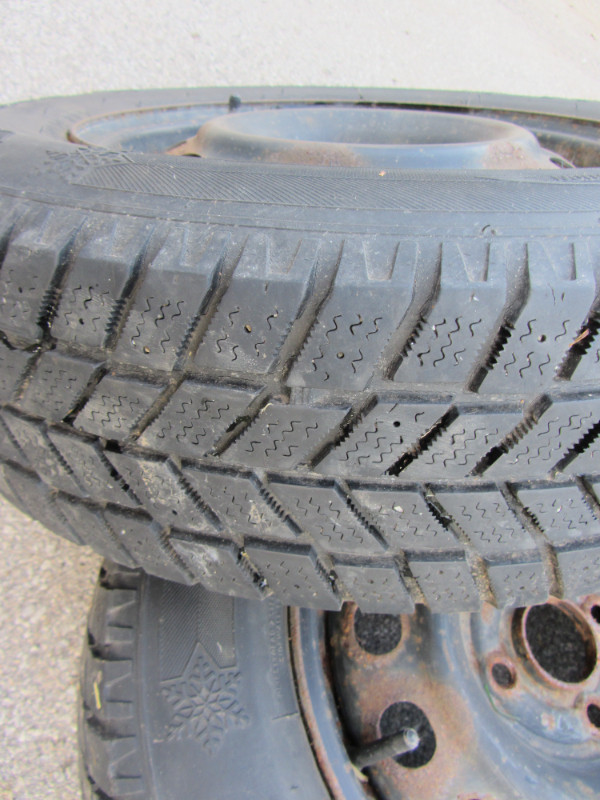 Hankook Ipike Roc1 Winter Snow  Tires Set Of 4 On Rims Tires in Tires & Rims in Oakville / Halton Region - Image 2