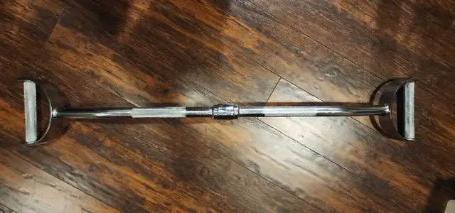 Chrome lat pull down bar with handles544331299680440321