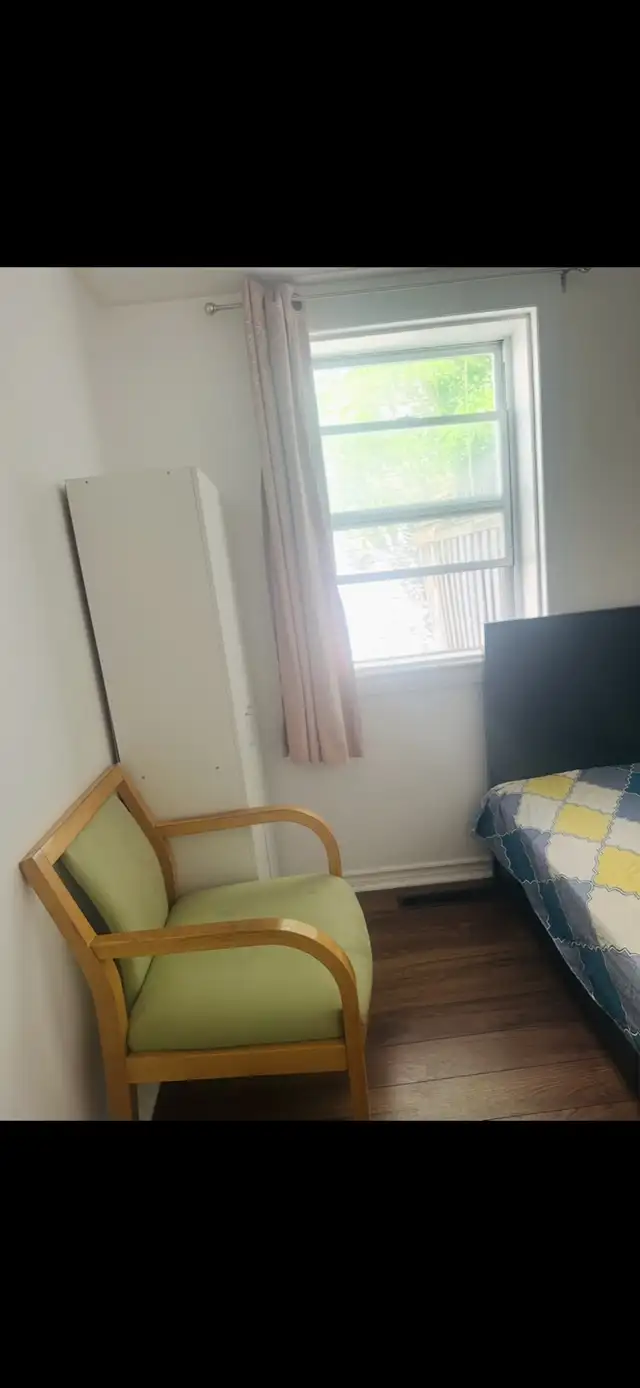 Room rent in Room Rentals & Roommates in Mississauga / Peel Region - Image 4