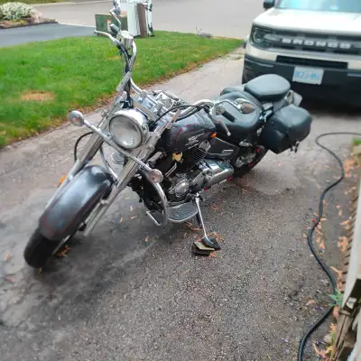 I bought this motorbike 2 years ago but haven't got the time to ride it. Driven very little, have th...