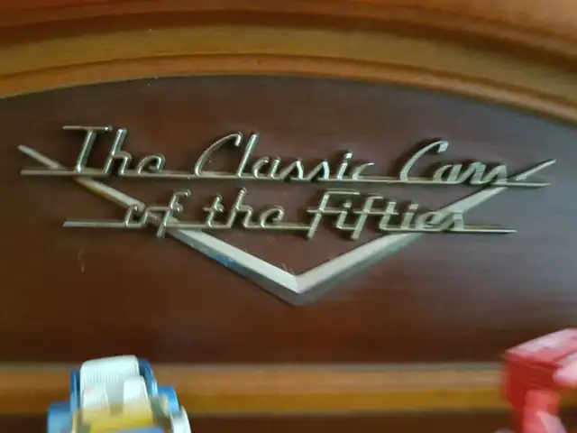 WOODEN 4 -SHELF SHELVING FOR MINIATURE CARS in Arts & Collectibles in Barrie - Image 3